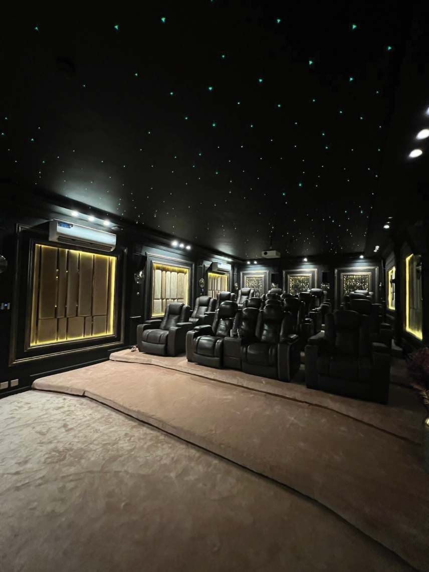 Interior Theatre — image 3